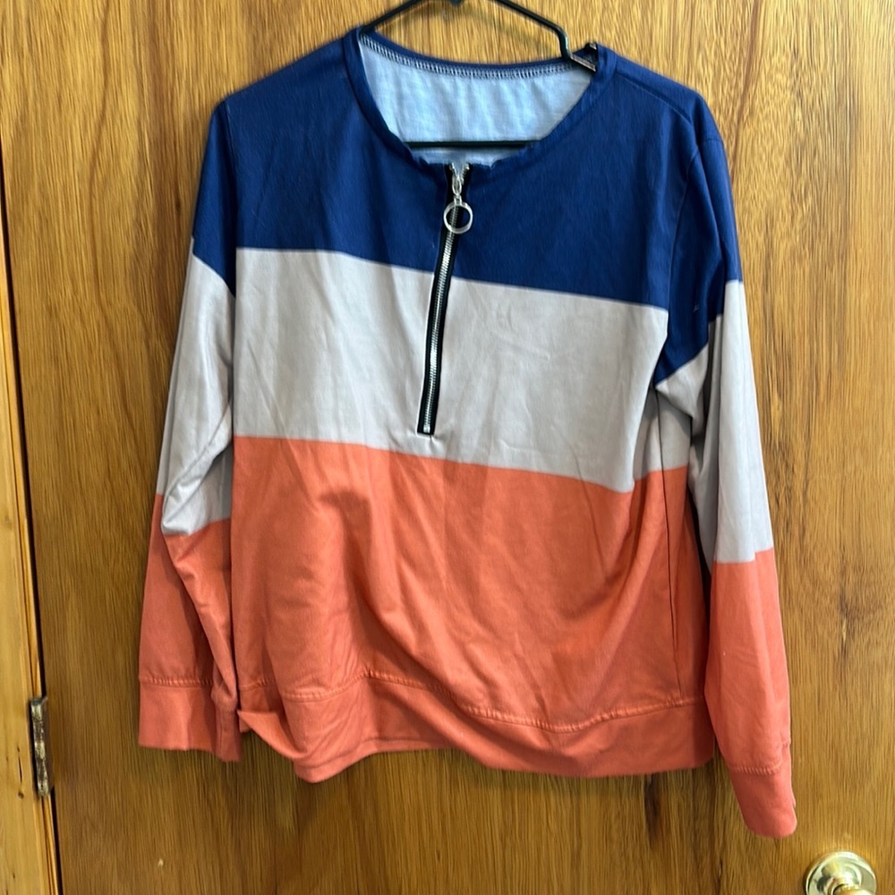 Women’s Zipper Down Shirt